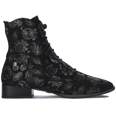 Maciejka Black Lace-up Boots 06391-01/00-1