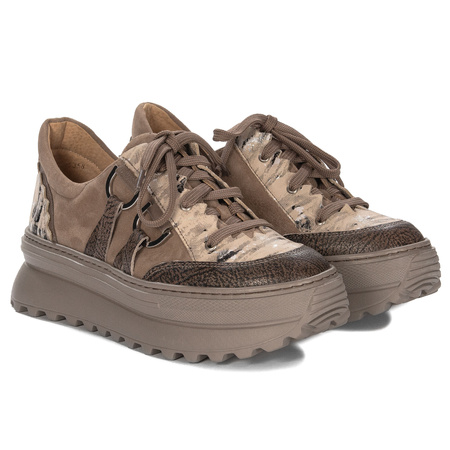 Maciejka Women's Beige Sneakers 06562-04/00-8