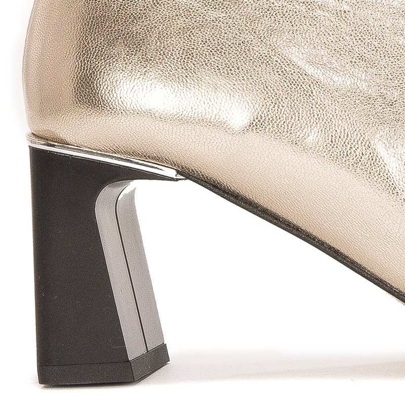 Maciejka 5262A-25/00-1 Gold Boots