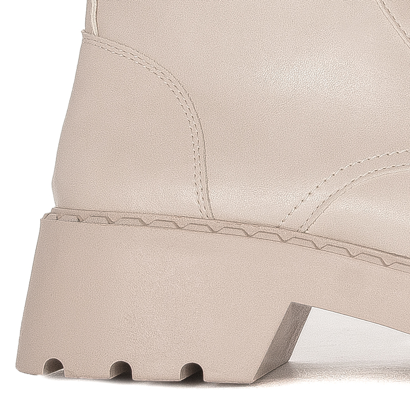 Boots Sergio insulated on the platform Beige