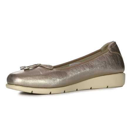 Maciejka Gold Leather Ballet Flats On A Low Wedge P6504-25/00-1