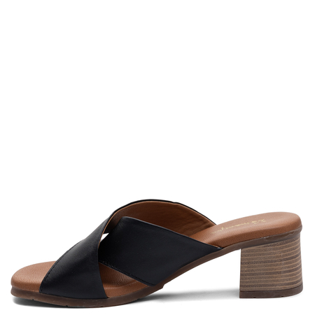 Maciejka Leather Mules On Block Heel Elegant Black E7390-01/00-1