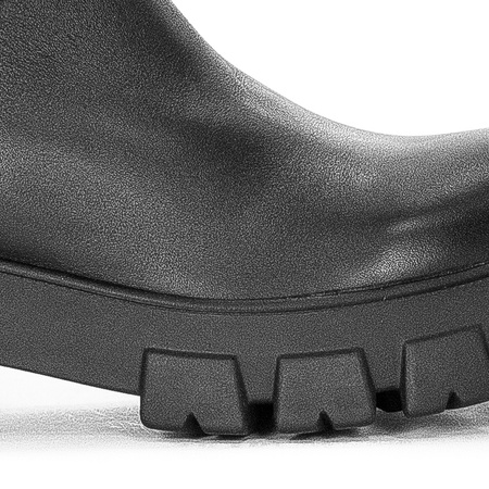 Maciejka 05290-01/00-7 Black Crocodile Knee-High Boots