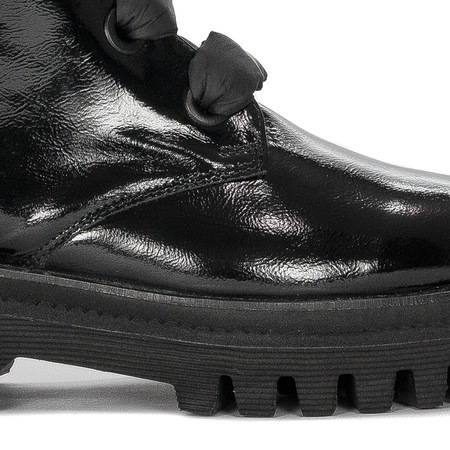 Botki Venezia Black skórzane lakierowane Czarne