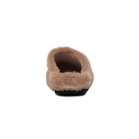 Macarena Tostado Home Slippers