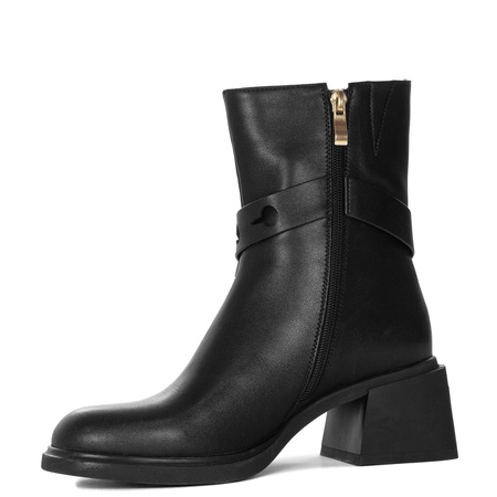 Maciejka Women’s Leather Ankle Boots Block Heel Black K7183-01/00-8