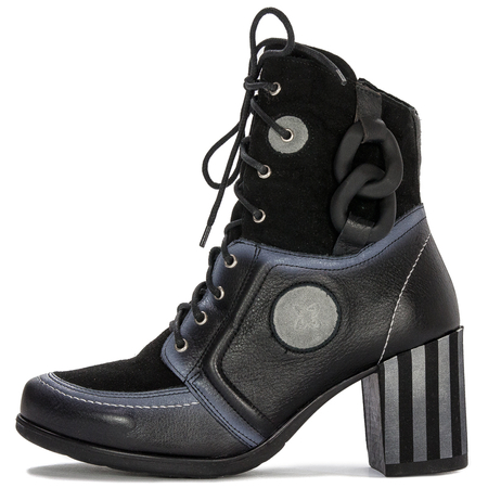 Maciejka 05599-01/00-7 Black and White Boots