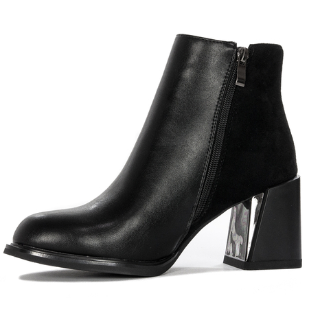 S.Barski Women's Black warmed boots