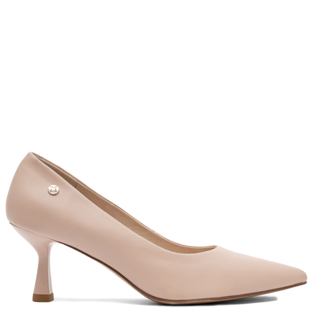Maciejka Leather Pumps Pointed-Toe Kitten Heel 7 cm Beige K7527-28/00-1