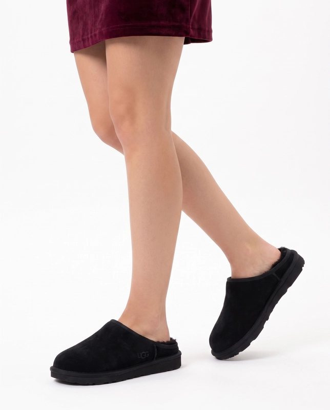 UGG Kids Classic Slip-On 1161030K-BLK