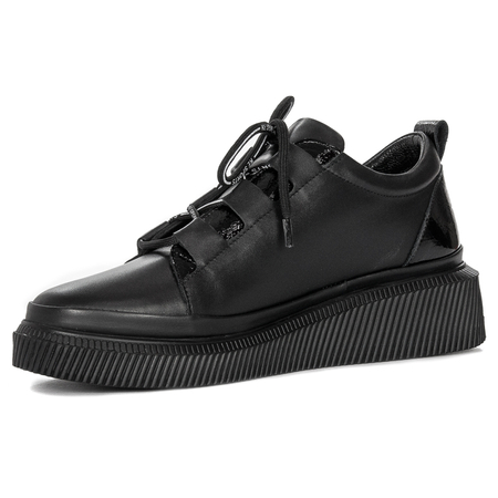Artiker Women's black low shoes on the platform