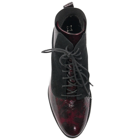 Maciejka Black women's Lace-Up Boots