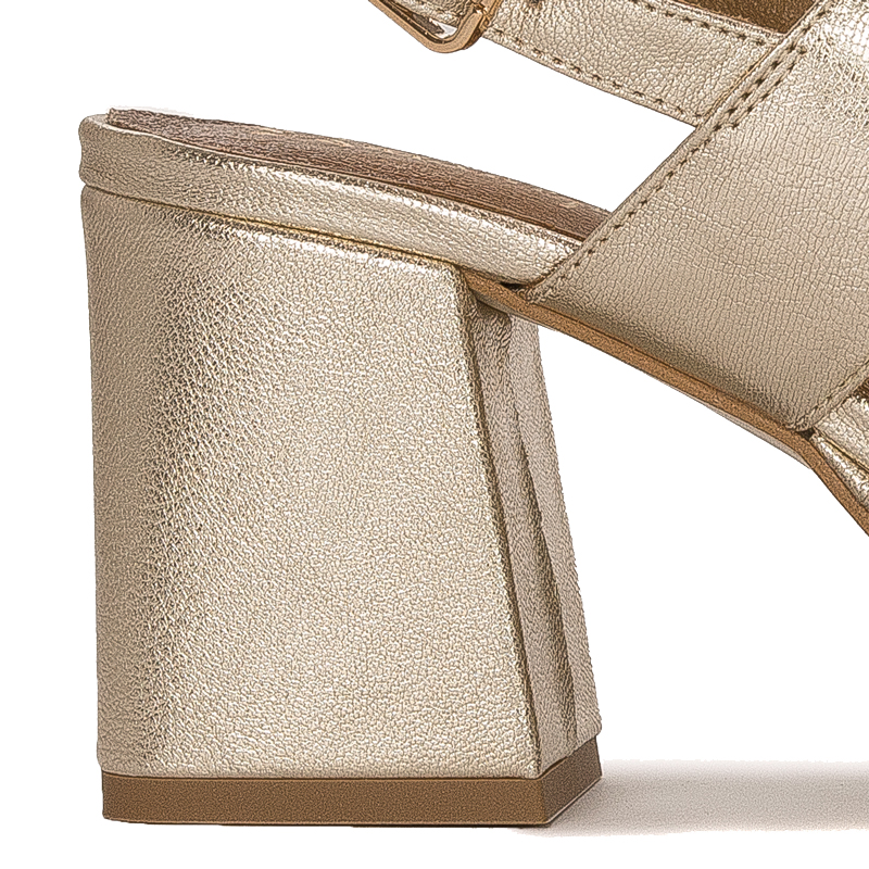 Maciejka 05522-25/00-1 Gold Sandals