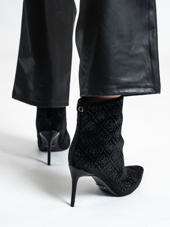 Guess welurowe botki na szpilce szpiczasty nosek czarne FL8HNFAB10 BLACK