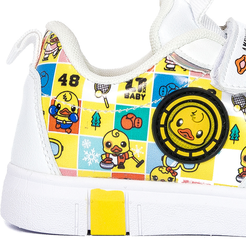 American Club BD19/21 White Sneakers