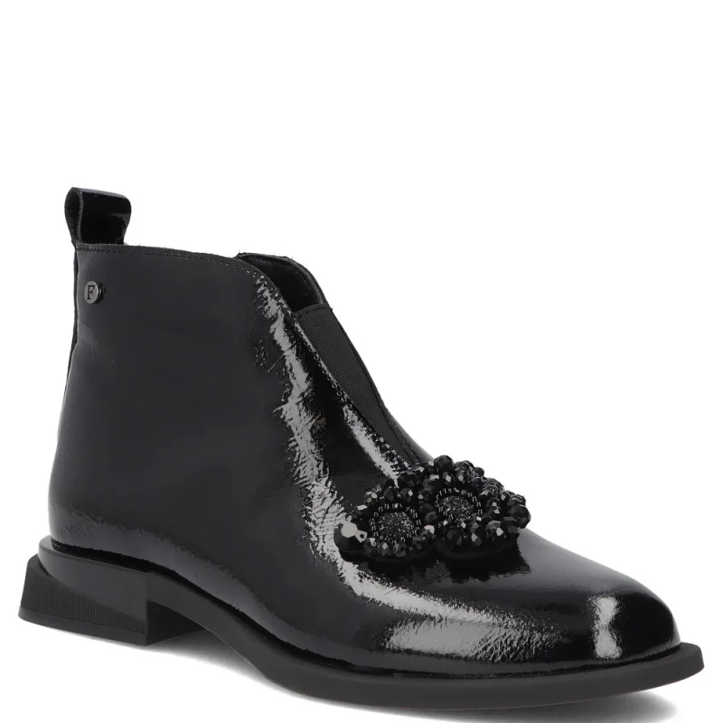 Filippo Eleganckie Lakierowane Botki Na Płaskim Obcasie Czarne DBT7990-26-BK-L