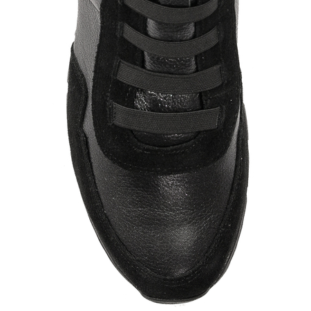 AGA Women's Black boots