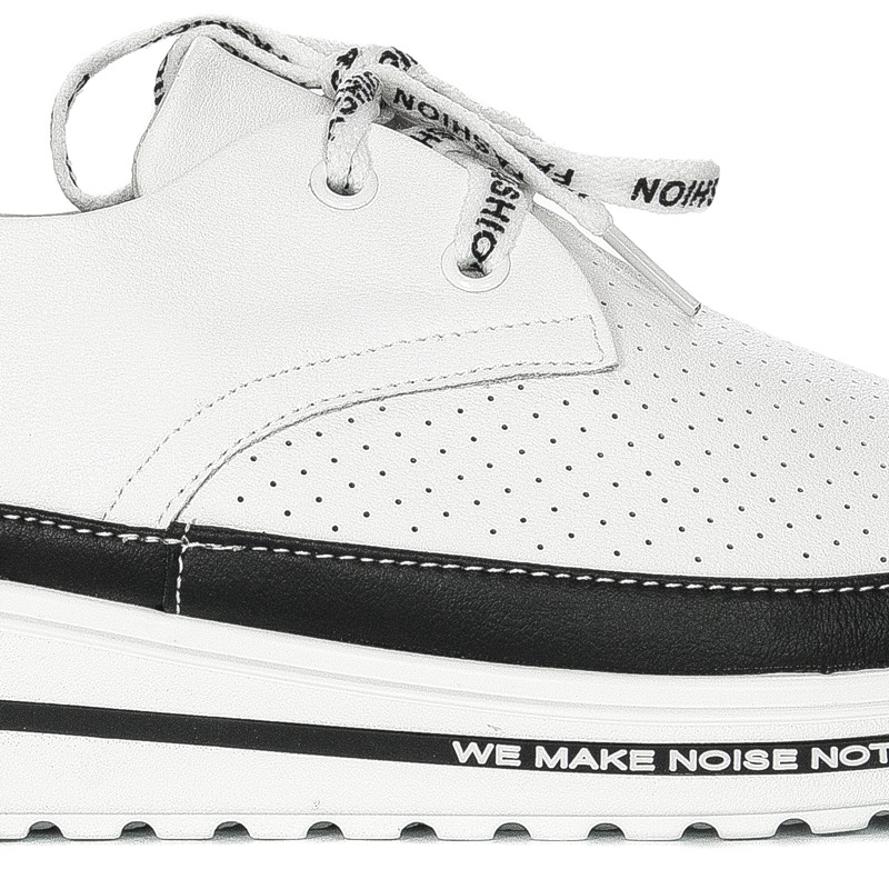 Artiker White Leather Women's Flat Shoes