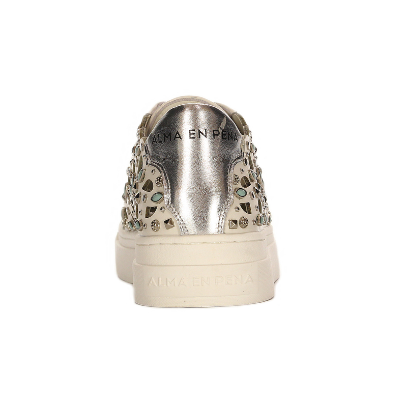 Alma En Pena Women's Half Shoes White