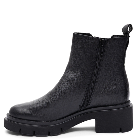 Maciejka Leather Block Heel Chelsea Boots Black P7879-01/00-7