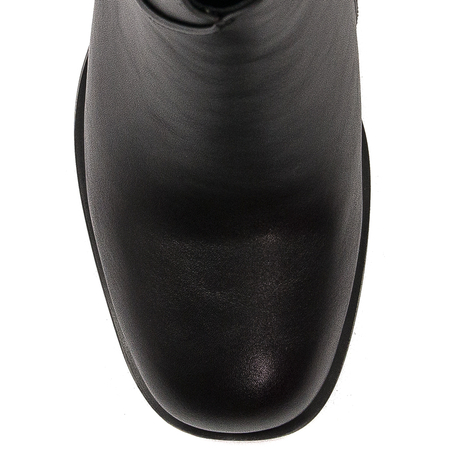 Filippo Black women's insulated boots on a post