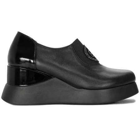 Leather Boccato boots on the Black platform