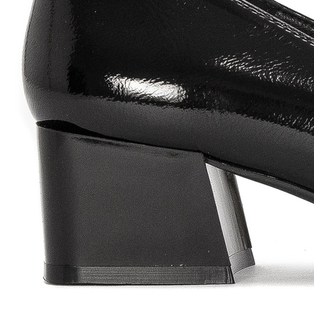 Women's shoes Sergio Leone lacquered with a bow Black PAT PU