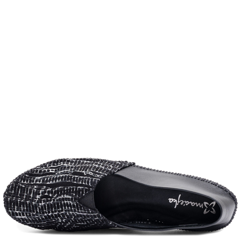 Maciejka Textured Slip-on Leather Shoes Black 1930W-48/00-0