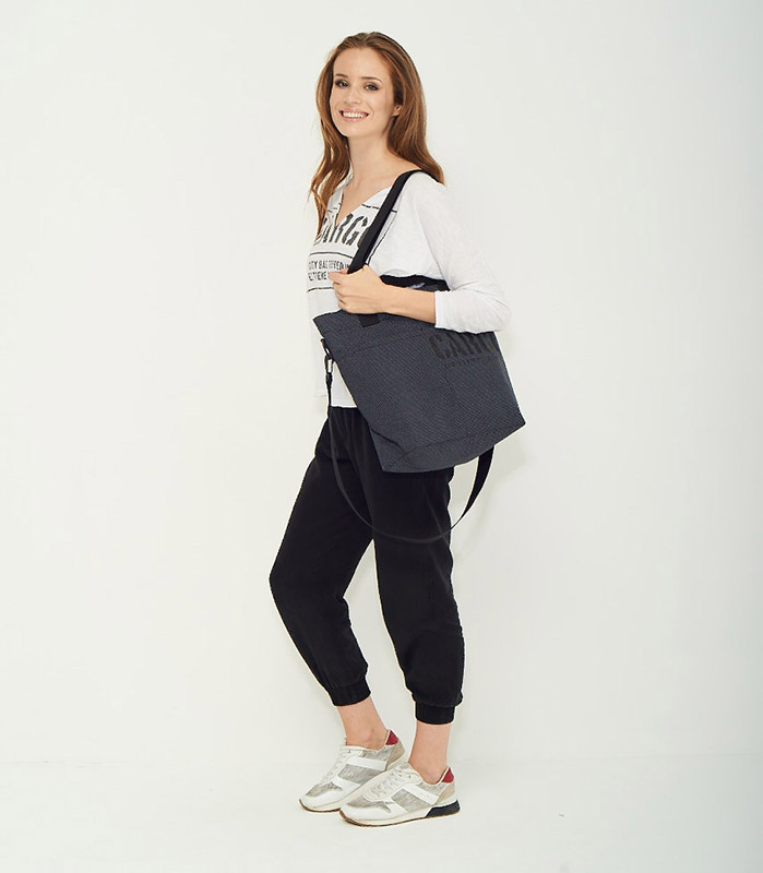 CargoByOwee bag with Reflective Print Small pockets