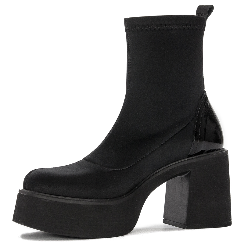 Venezia ROV women's boots in leather Black 