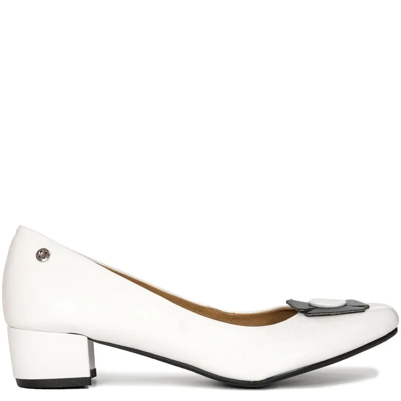Maciejka 05034-11/00-1 White Pumps