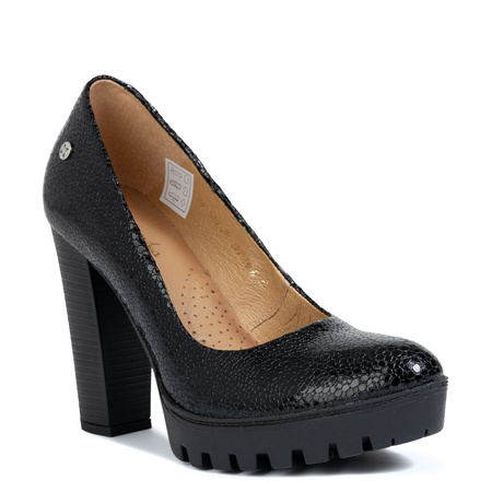 Maciejka 2629W-05/00-1 Women's Black Patent Leather Pumps with Platform