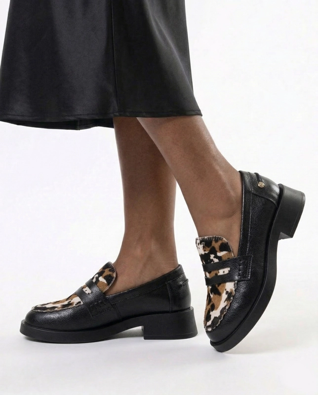 Maciejka Leather Loafers Animal Print Black 06250-01/00-1