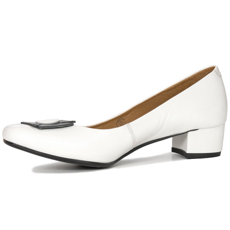 Maciejka 05034-11-00-1 White Pumps