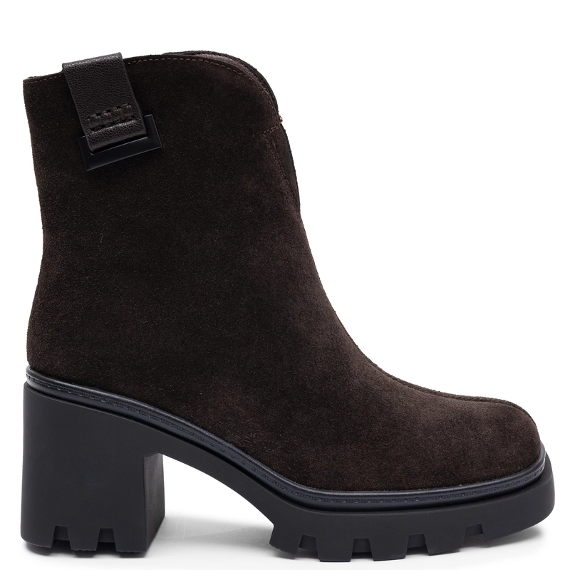 T.Sokolski Suede Women's Block Heel Ankle Boots on Lug Sole Dark Brown SH-Z26-428