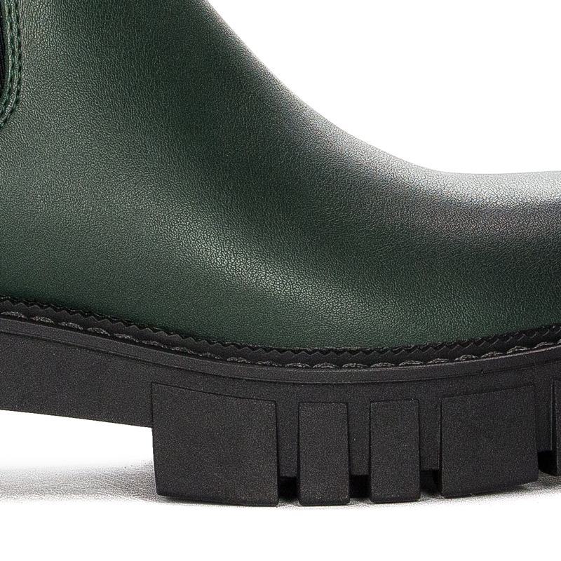 Sergio Leone boots insulated on the Green platform