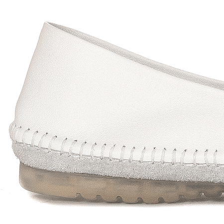 Maciejka White Shoes
