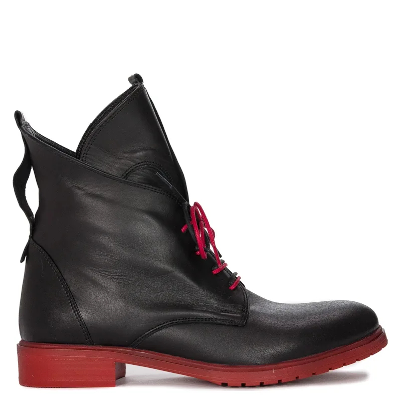 Artiker Women's black insulated leather boots