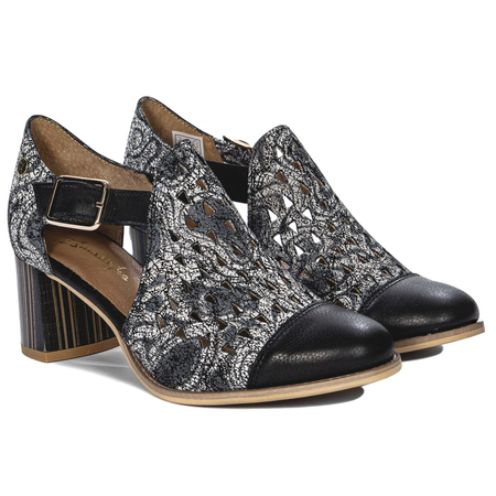 Maciejka Black and Beige Pumps