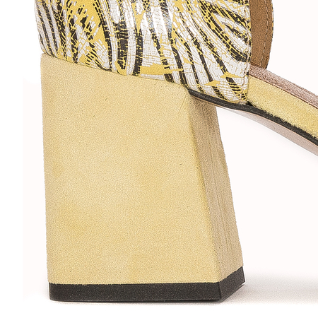 Maciejka women's velor Yellow Sandals