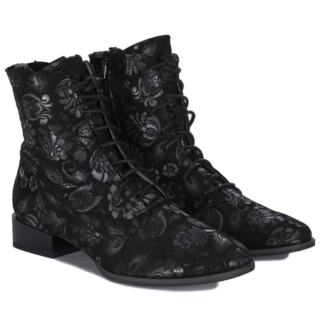 Maciejka Black Lace-up Boots 06391-01/00-1