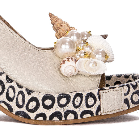 Maciejka Beige Sandals 05932-04/00-1