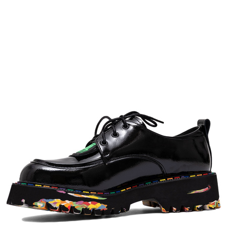 Artiker Women's Leather Patent Black Shoes