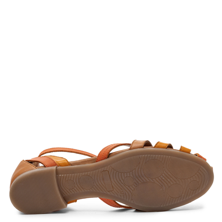 Maciejka Leather Sandals With Closed Heel on Flat Sole Orange P7539-18/00-1