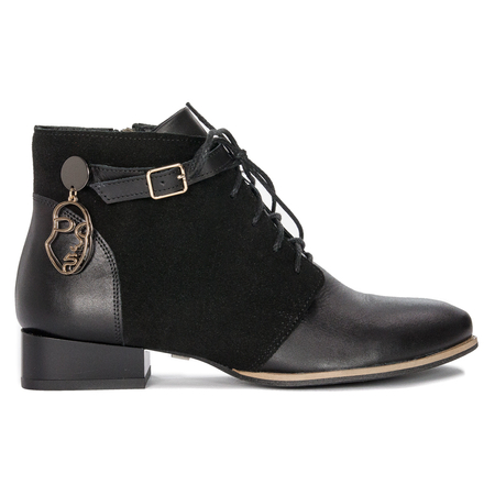 Maciejka 5743A-01/00-7 Black Leather Boots