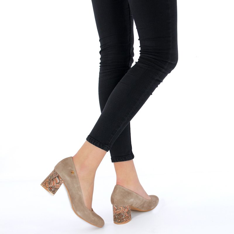 Maciejka 03356-10-00-1 Beige Pumps