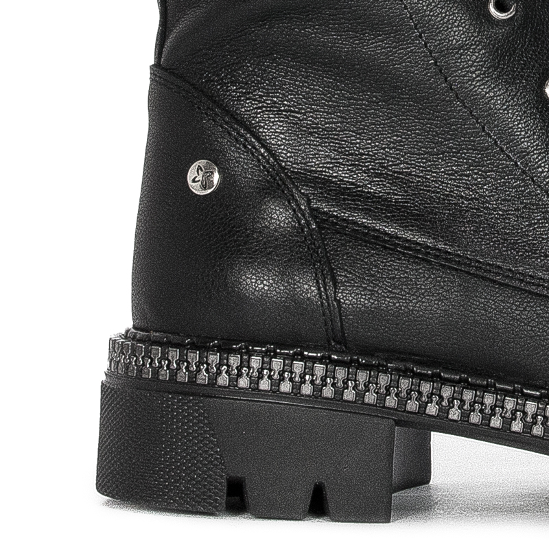 Maciejka Black Women's Lace-Up Boots
