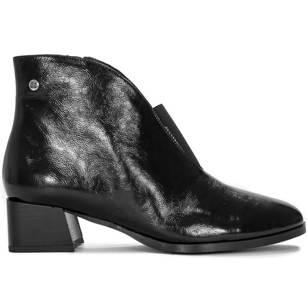 Maciejka Patent Ankle Boots Low Block Heel Black 04777-20/00-3
