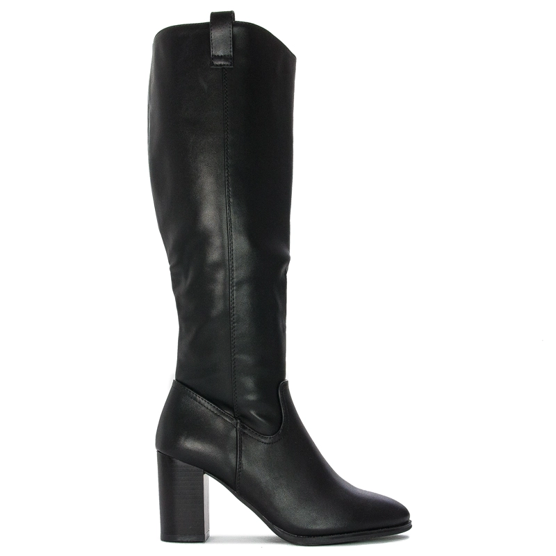 Boots Sergio Leone warmed on the post Black
