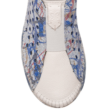Maciejka Women's leather shoes White Blue